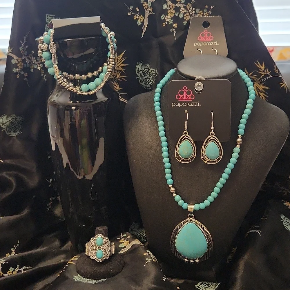Silvertone & Faux Turquoise Set